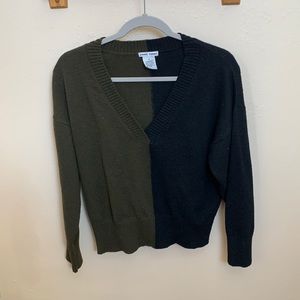 SWEET ROMEO SWEATER SIZE S BLACK & GREEN